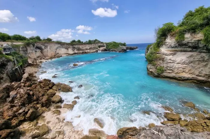 Nusa Lembongan, Pulau Kecil yang Indah di Bali